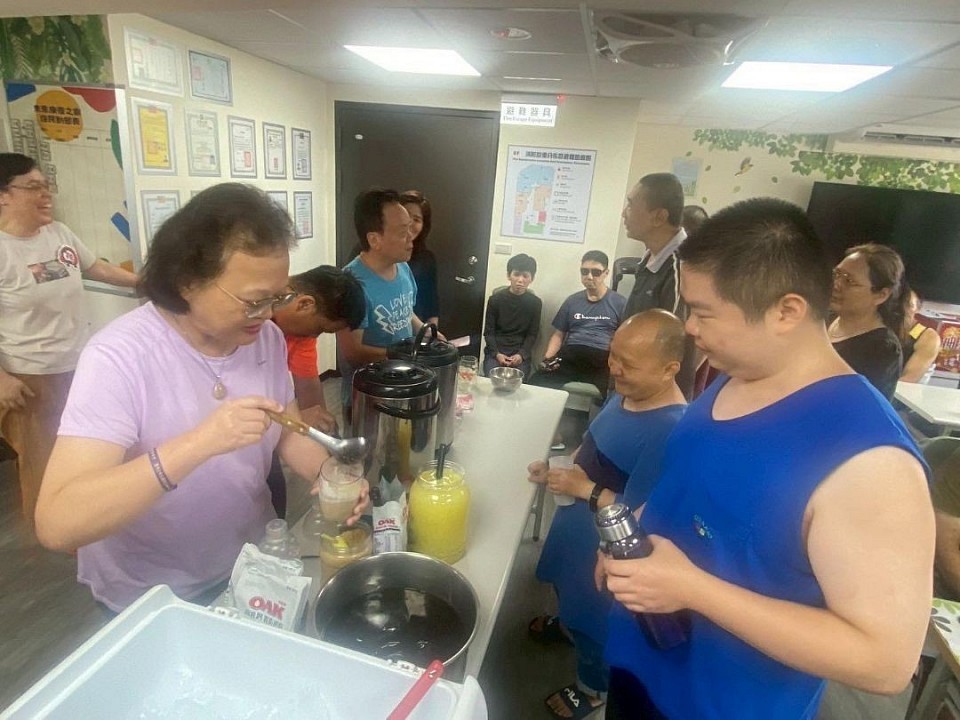 飲料(珍珠奶茶$55元)